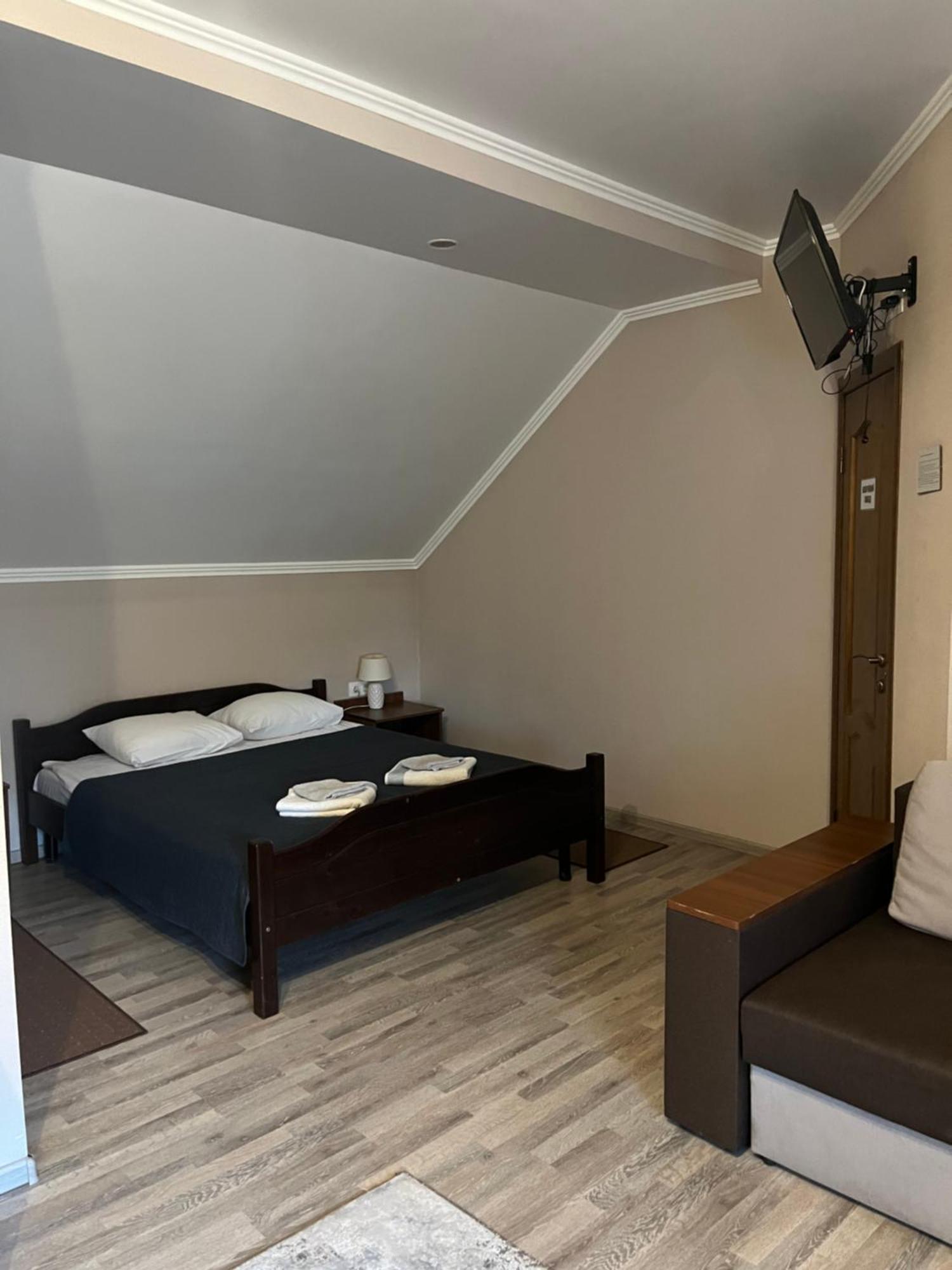 Hotel Поляна Купіль à Polyana  Extérieur photo
