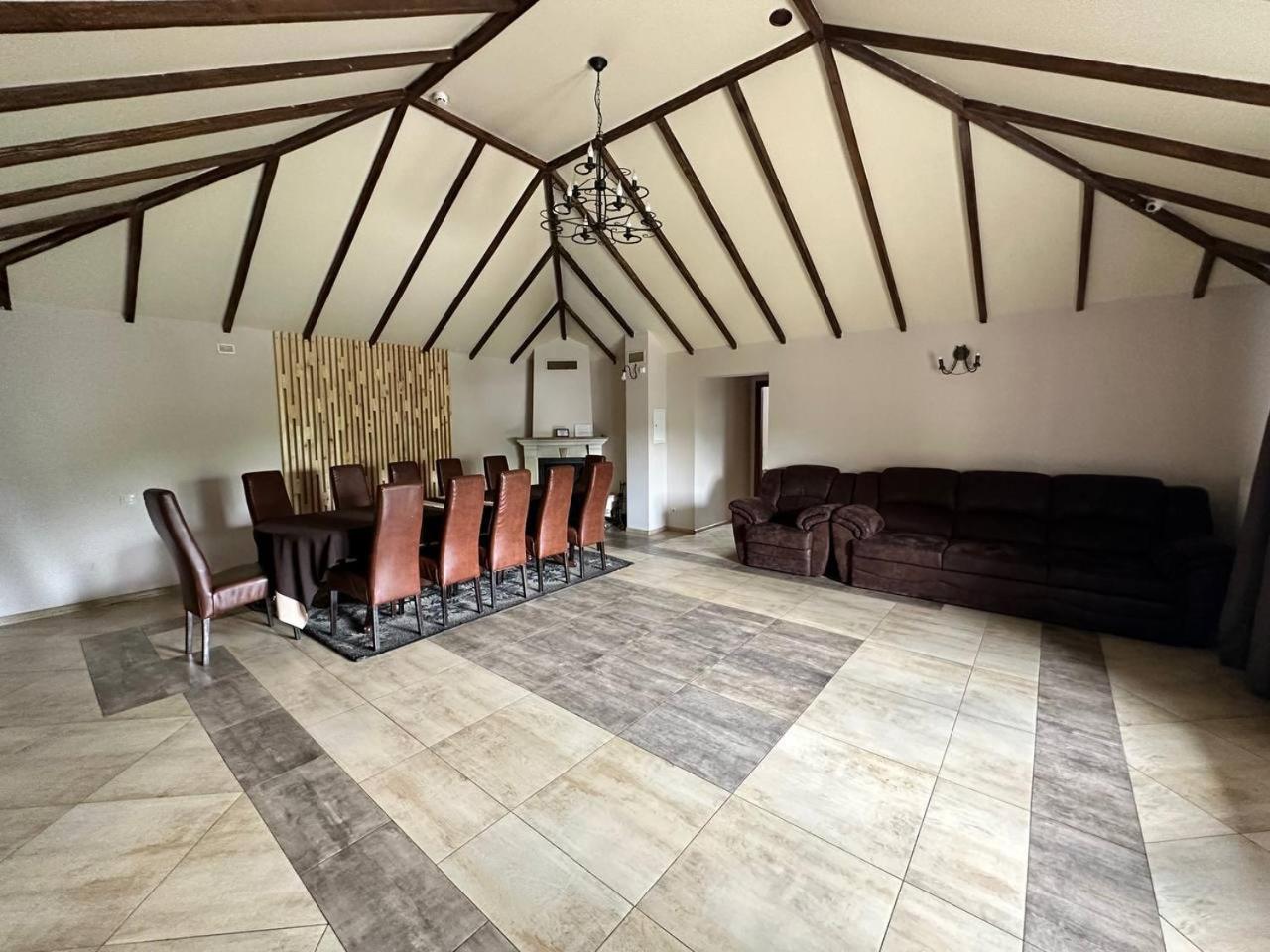 Hotel Поляна Купіль à Polyana  Extérieur photo